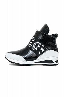 Чёрный Чёрный